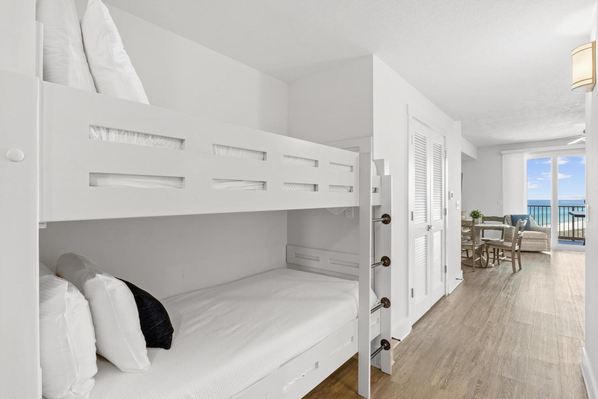Apartment Calypso Tower 3 Panama City Beach